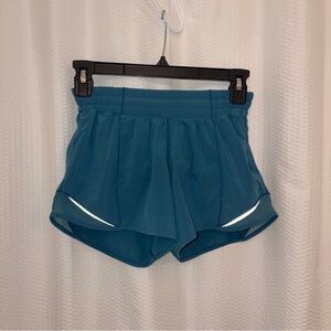 Lululemon Hotty Hot 2.5” shorts • nile blue